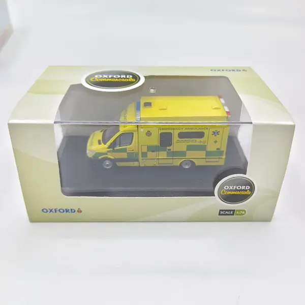1:76 Scale OXFORD Diecast Ambulance Model - Image 3