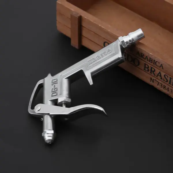 Pneumatic Dust Blow Gun with 8inch Nozzle - Image 2