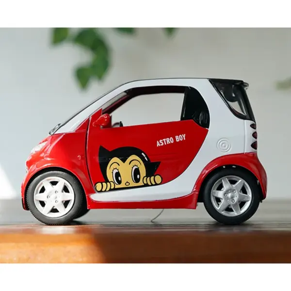 1:18 Alloy SMART Elf Pull-Back Car Model - Image 8
