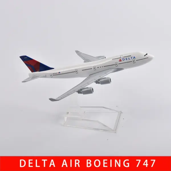 Emirates Airbus A380 Diecast Model 1/400 Scale - Image 33