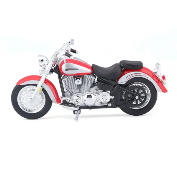 Maisto 1:18 Yamaha Road Star Motorcycle Model - Image 5