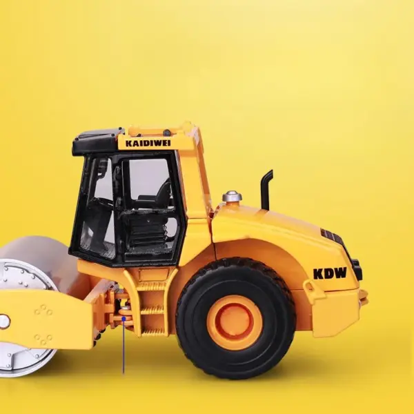 1/50 Scale Diecast Engineer Truck Model - Image 3