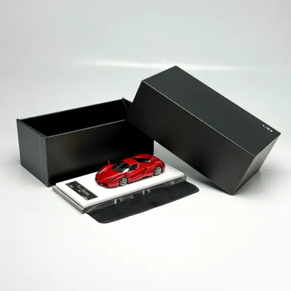 LJM 1:64 Resin ENZO Classic Sports Car Model - Image 8