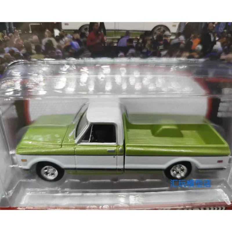 1972 Chevrolet C-10 Custom Diecast Model 1:64 4 1972 Chevrolet C-10 Custom Diecast Model 1:64 - Image 4