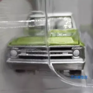 1972 Chevrolet C-10 Custom Diecast Model 1:64 10 Sb2d5a4f6f9f1455798eb7f1b0fbd716cF