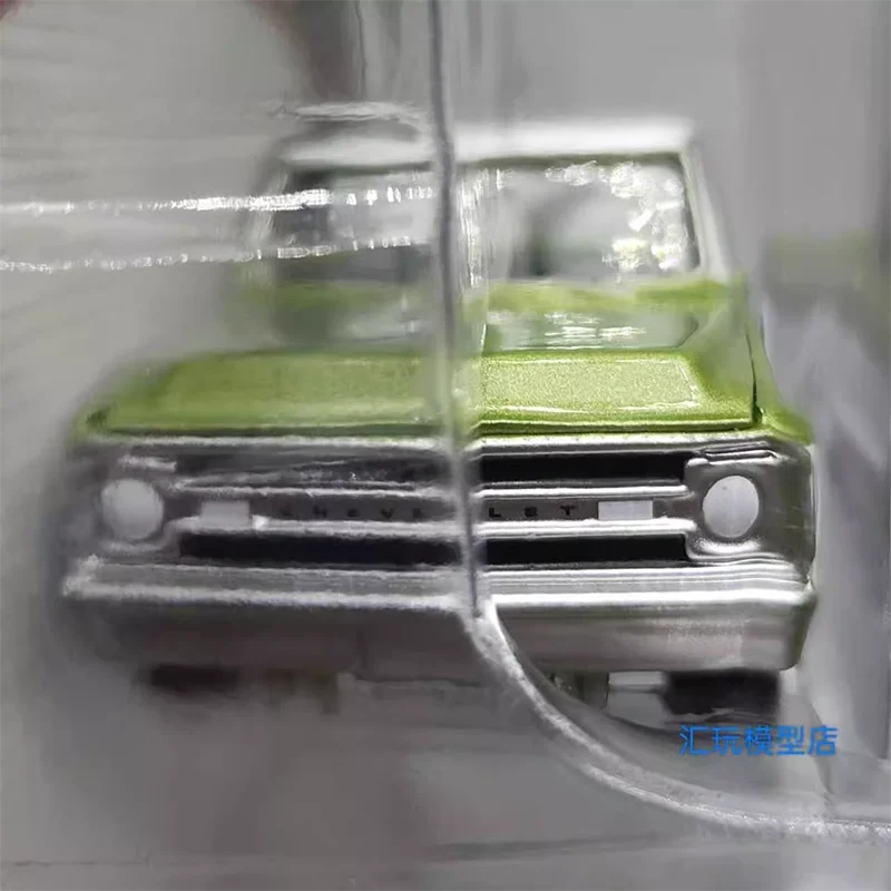 1972 Chevrolet C-10 Custom Diecast Model 1:64 5 1972 Chevrolet C-10 Custom Diecast Model 1:64 - Image 5
