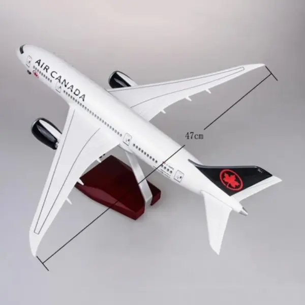 Canada B787 Dreamliner 1:130 Scale Model Airplane - Image 6