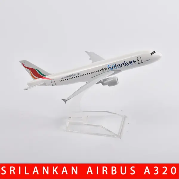 SriLankan Airlines Airbus A320 1:400 Model Plane - Image 2