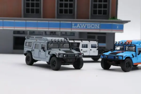 Master 1:64 G-U-L-F H1 Civilian Police SUV Diecast Model - Image 2