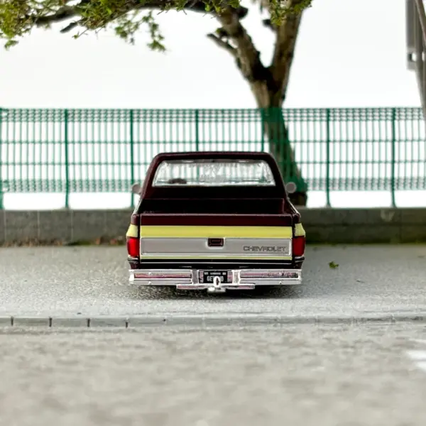 Chevy Silverado Sorod 1:64 Alloy Car Model - Image 4