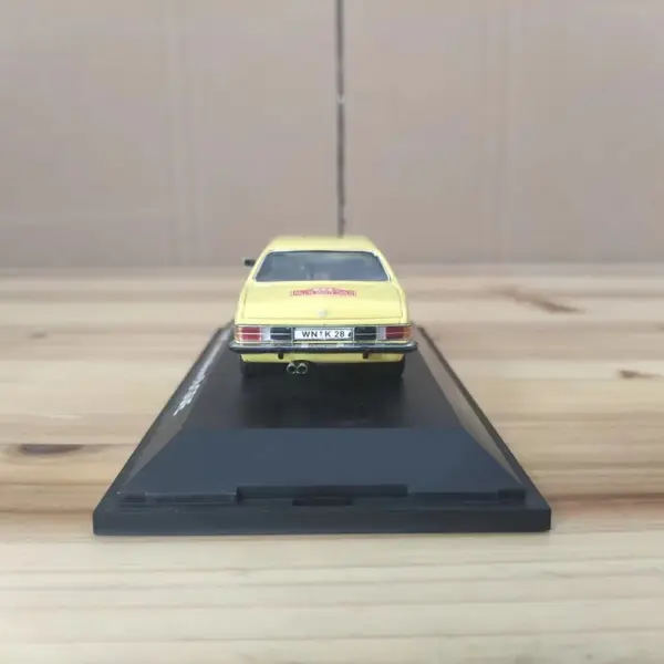 Flawed 1:43 Scale Opel Commodore B GS/E Model - Image 5