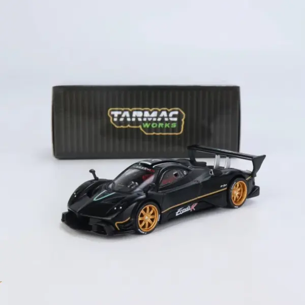 Tarmac Works 1:64 Pagani Huayra Zonda Model - Image 7