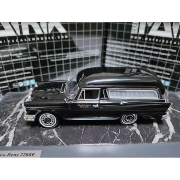 Matrix Resin 1:43 Benz Hearse Model W111 220SE - Image 2