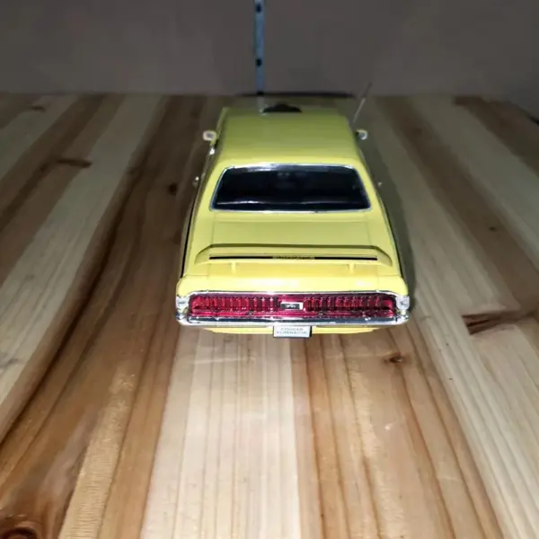 Flawed 1:18 Scale 1970 Mercury Cougar Model - Image 6