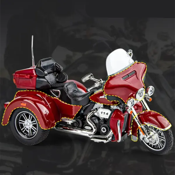 1:9 CVO Tri Glide Alloy Scale Motorcycle Model - Image 2