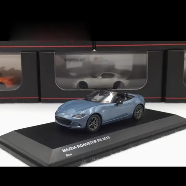 Mazda MX5 RF 1:64 Diecast Model Car - Image 3