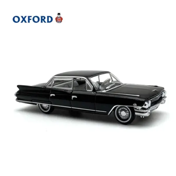 1:87 Scale 1961 Alloy Retro Sedan Model - Image 3