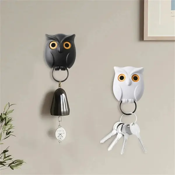 Winking Owl Magnetic Key Hook Decor - Image 3