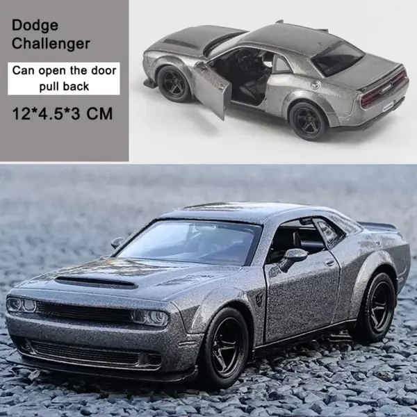 1:36 Aston Martin Vantage Diecast Model Car - Image 10
