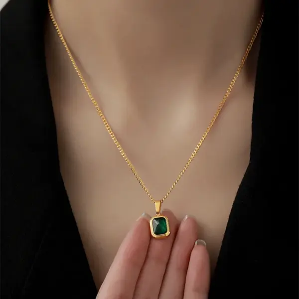 Vintage Green Zircon Square Pendant Necklace - Image 2