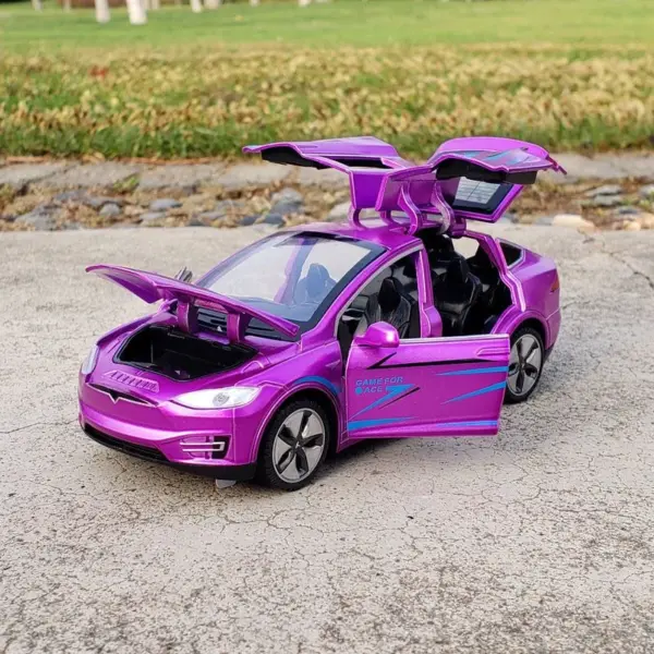 1:32 Alloy Model X S SUV Diecast Car - Image 10