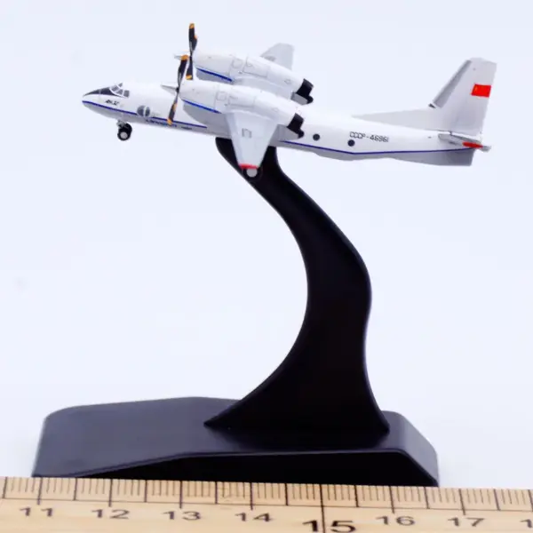 LH4330 Aeroflot Antonov An-32 Diecast Collectible Model - Image 2