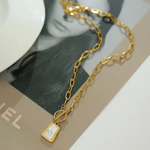 Vintage Square Natural Shell Choker Necklace - Image 4