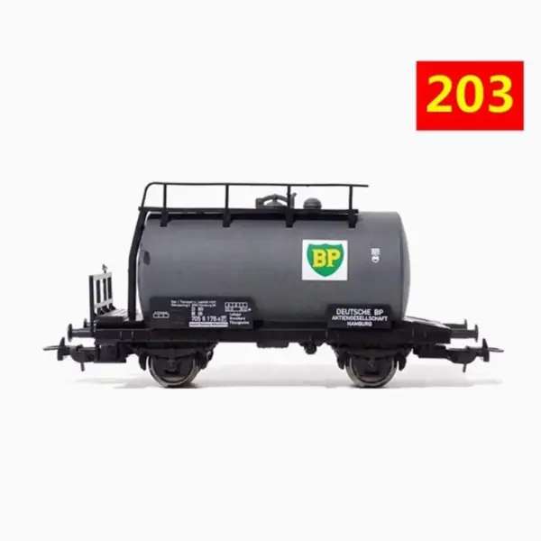 HO Scale 1/87 Diecast Alloy Oil Tanker Model - Image 5