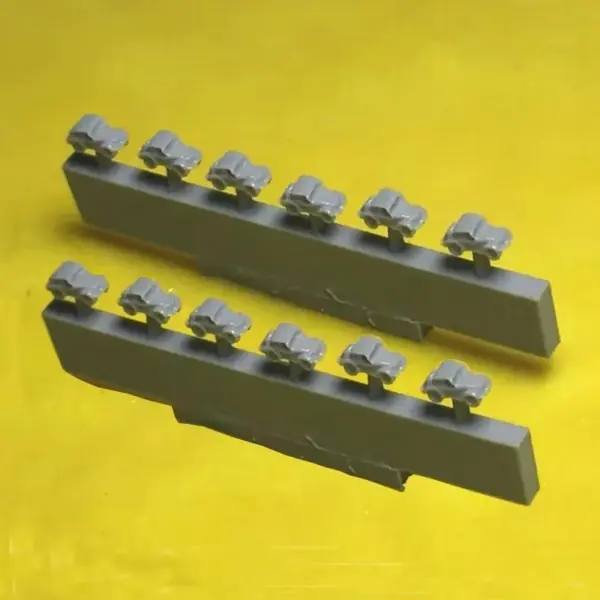 10PCS 1/700 Military Resin Oil Tank Trucks - Image 7