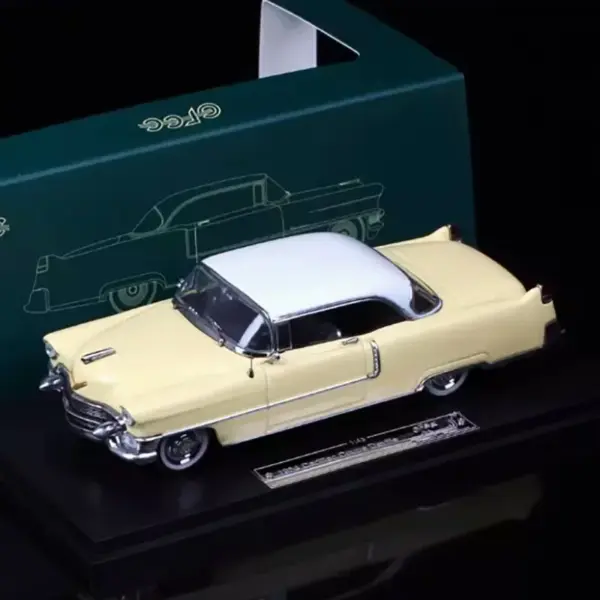 1:43 1955 Cadi Coupe Deville Alloy Model - Image 4