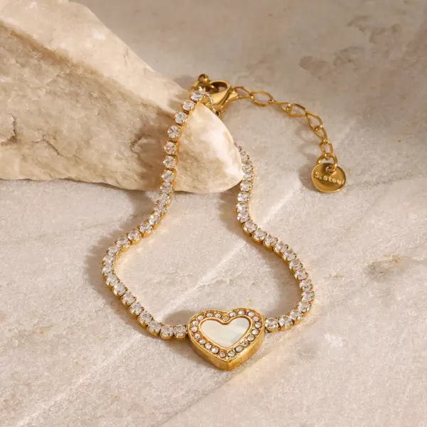 Heart-Shaped 18K Gold Zircon Bracelet - Image 4