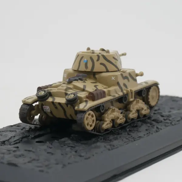 Ixo 1:72 Diecast M 13/40 Tank Model - Image 5