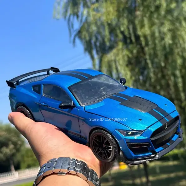 1:18 Scale Mustang GT500 Model Car with Sound - Image 6