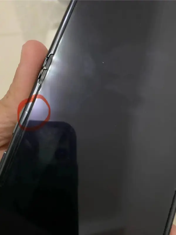 Motorola Razr 40 XT2323 LCD Touch Screen Assembly - Image 4