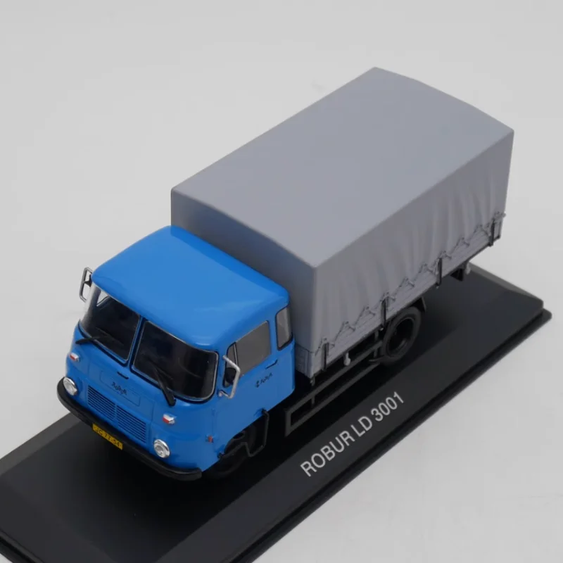 1:43 Scale Robur LD 3001 Diecast Model Car 2 1:43 Scale Robur LD 3001 Diecast Model Car - Image 2