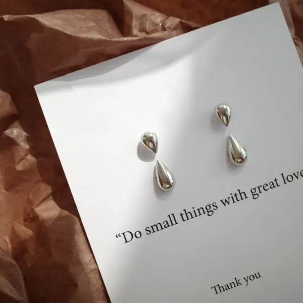 Trendy Acrylic Hoop Earrings for Women - Image 12
