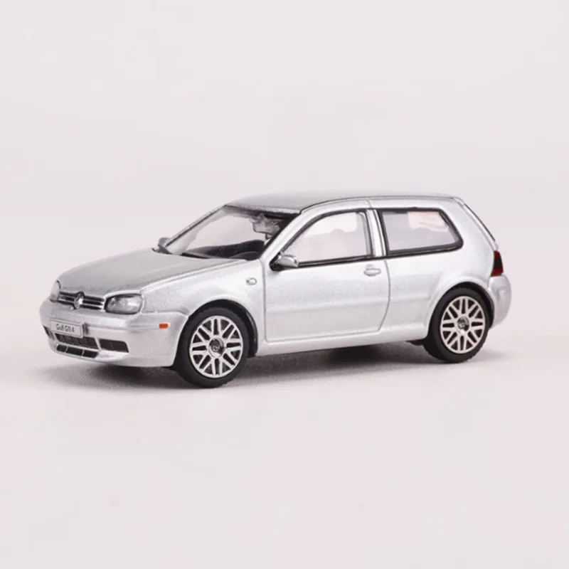 1:64 VW Golf 4 GTI Commemorative Alloy Model 3 1:64 VW Golf 4 GTI Commemorative Alloy Model - Image 3