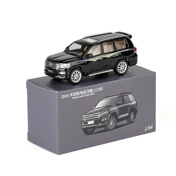 1/64 Scale Toyota Land Cruiser LC200 Model - Image 9