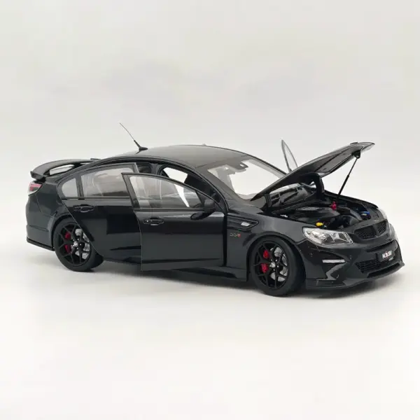 1/18 Scale HSV GTSR W1 Phantom Diecast Car Model - Image 3