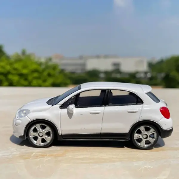 Fiat 500X 1:43 Scale Alloy Model with Flaws - Image 3