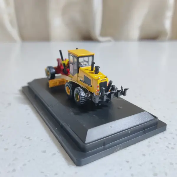 1:87 SANY Grader Diecast Model for Collectors - Image 4