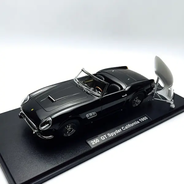 1:18 Scale Diecast Ferrari 250GT Roadster Model - Image 5