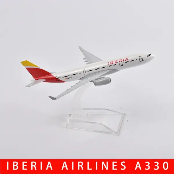 Emirates Airbus A380 Diecast Model 1/400 Scale - Image 25
