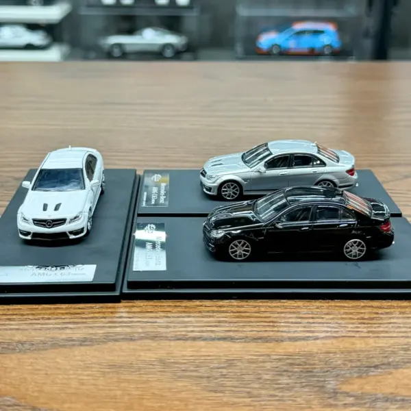 Mercedes Benz C63 W204 1:64 Diecast Model Toy - Image 3