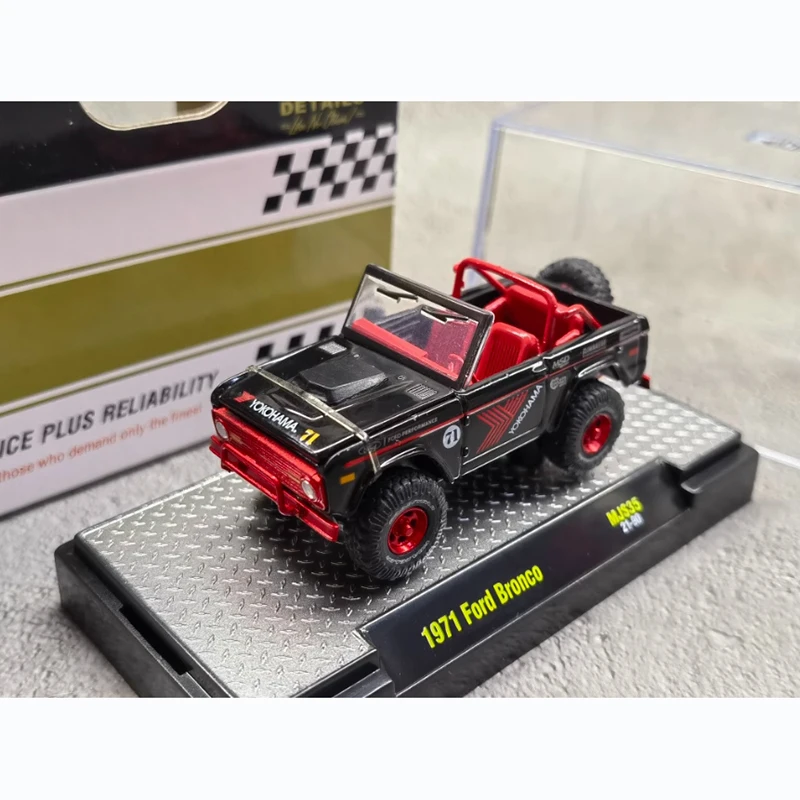 1971 Ford Bronco Diecast Model 1/64 Scale 3 1971 Ford Bronco Diecast Model 1/64 Scale - Image 3