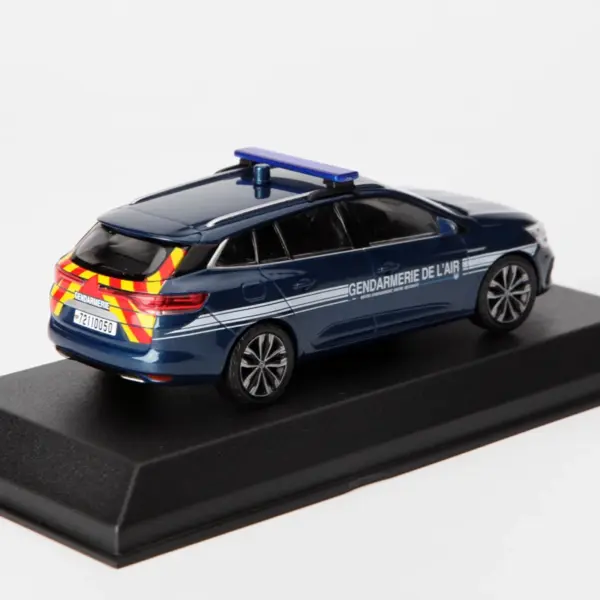 NOREV 1:43 Scale Diecast Megane Sport Tourer 2022 - Image 5