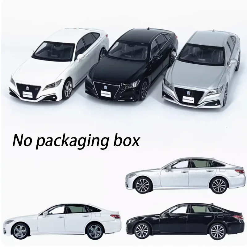 1:30 Scale Crown Sedan Diecast Model Car 5 1:30 Scale Crown Sedan Diecast Model Car - Image 5