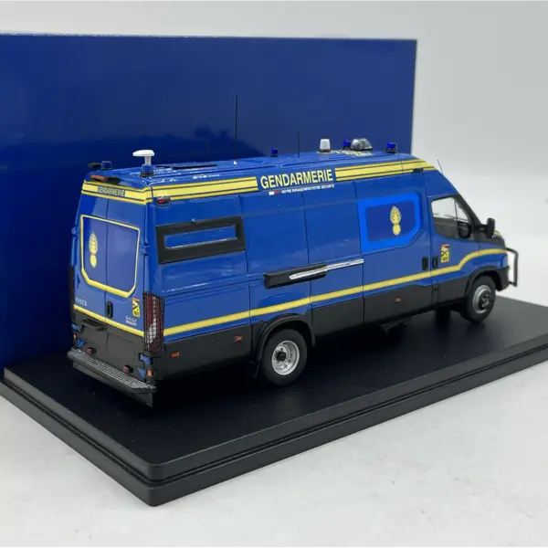 Perfex 1:43 Resin IVECO Daily Fire Rescue Model - Image 6