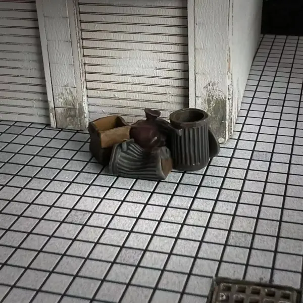 1/64 Scale Miniature Trash Can Phone Booth Model - Image 3