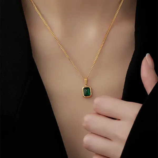 Vintage Green Zircon Square Pendant Necklace - Image 17